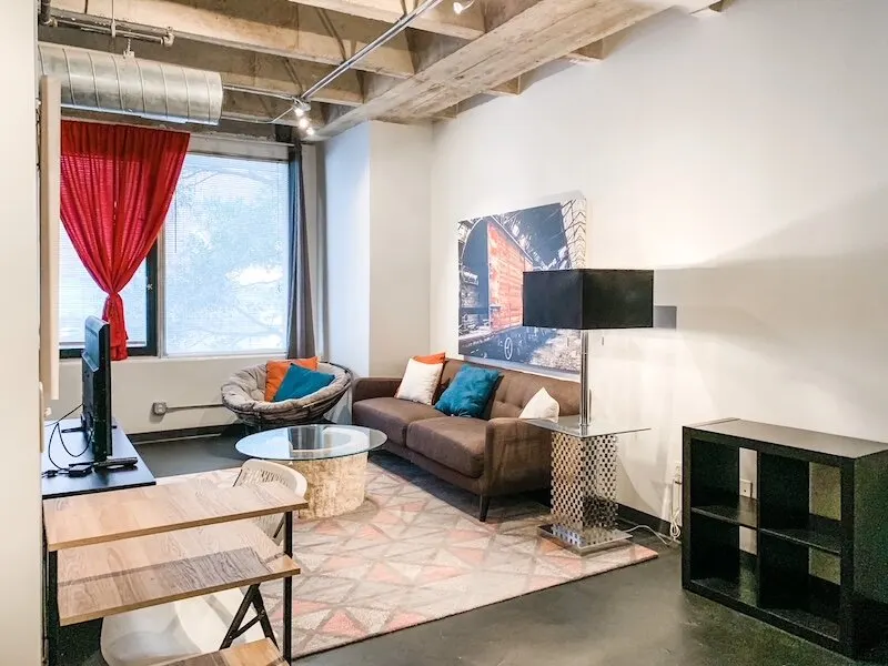 The Metropolitan Loft Apartments