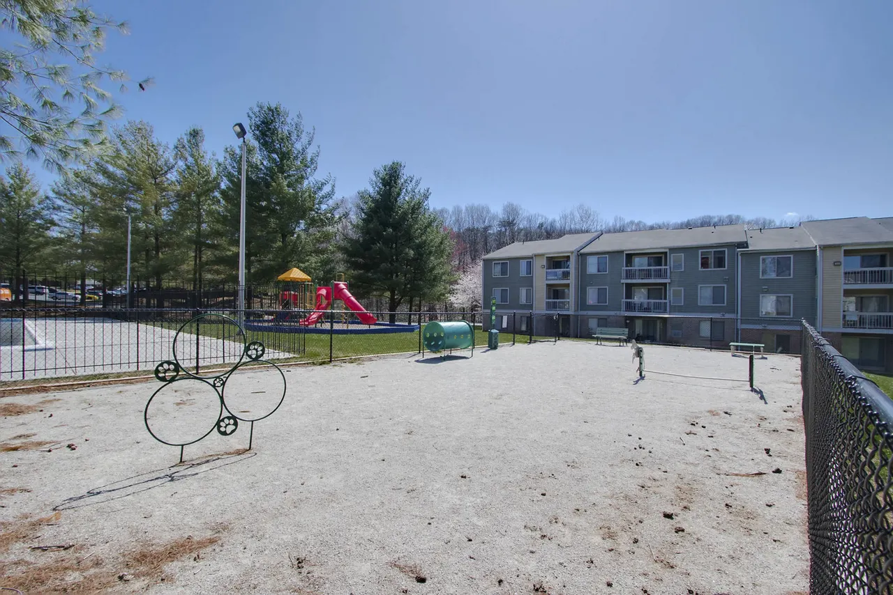 Stoney Ridge Apartments