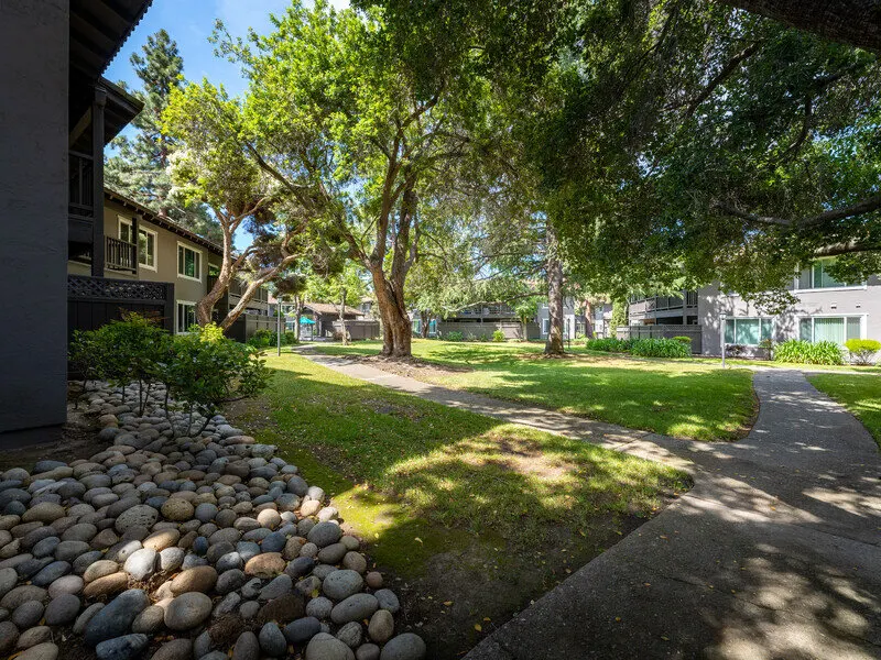 Casa Arroyo Apartments