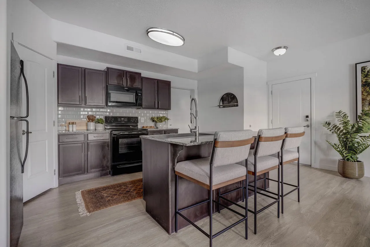 Sandalwood Apartments