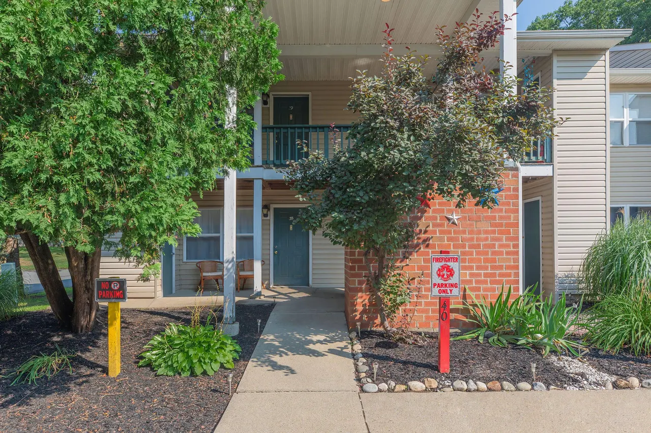 Squire Park Apartments