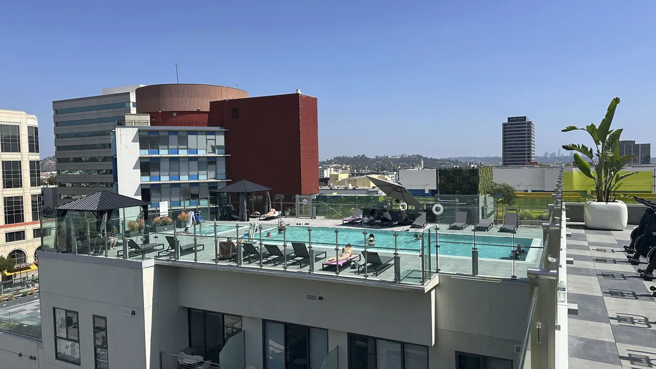 TEN TEN Campus