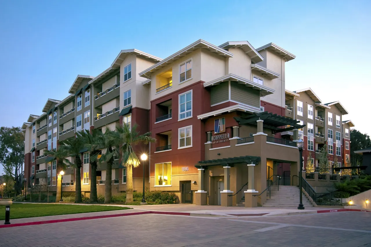 Acappella Apartments