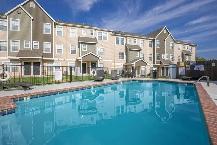 Summit Ridge Apartments