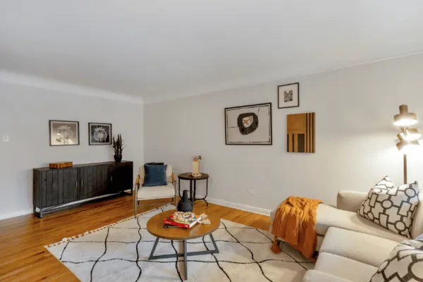 611 E 11th