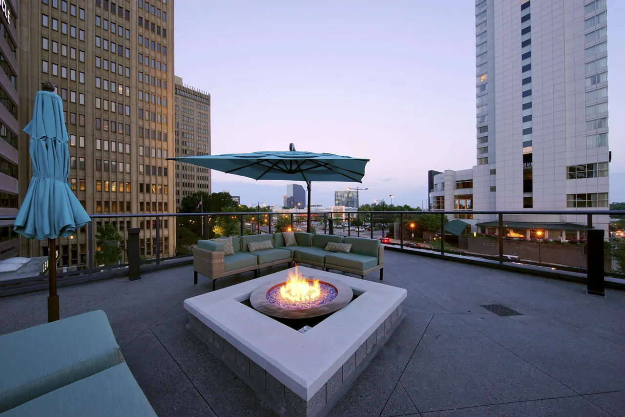 Cyan on Peachtree Apartments