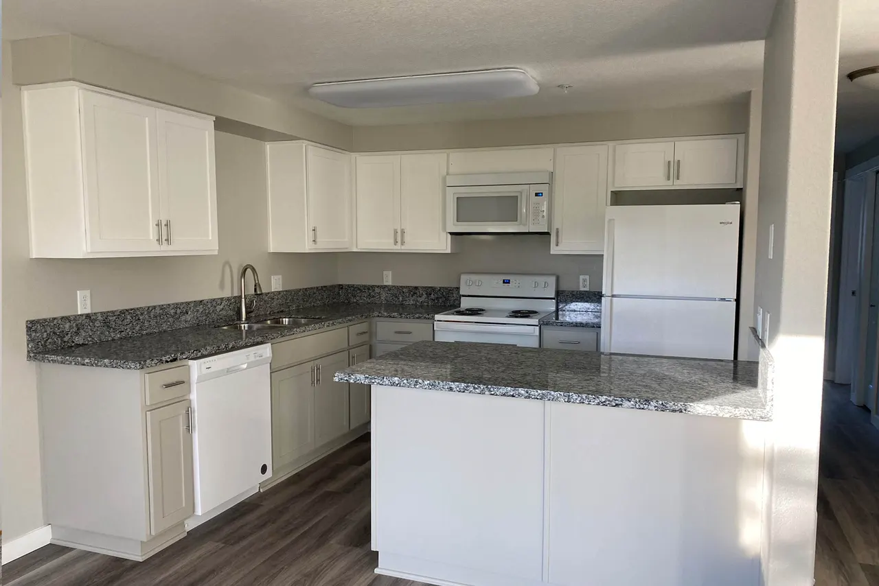 Applewood Apartments