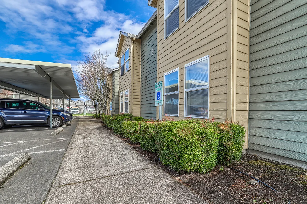 Heritage Park Apartments