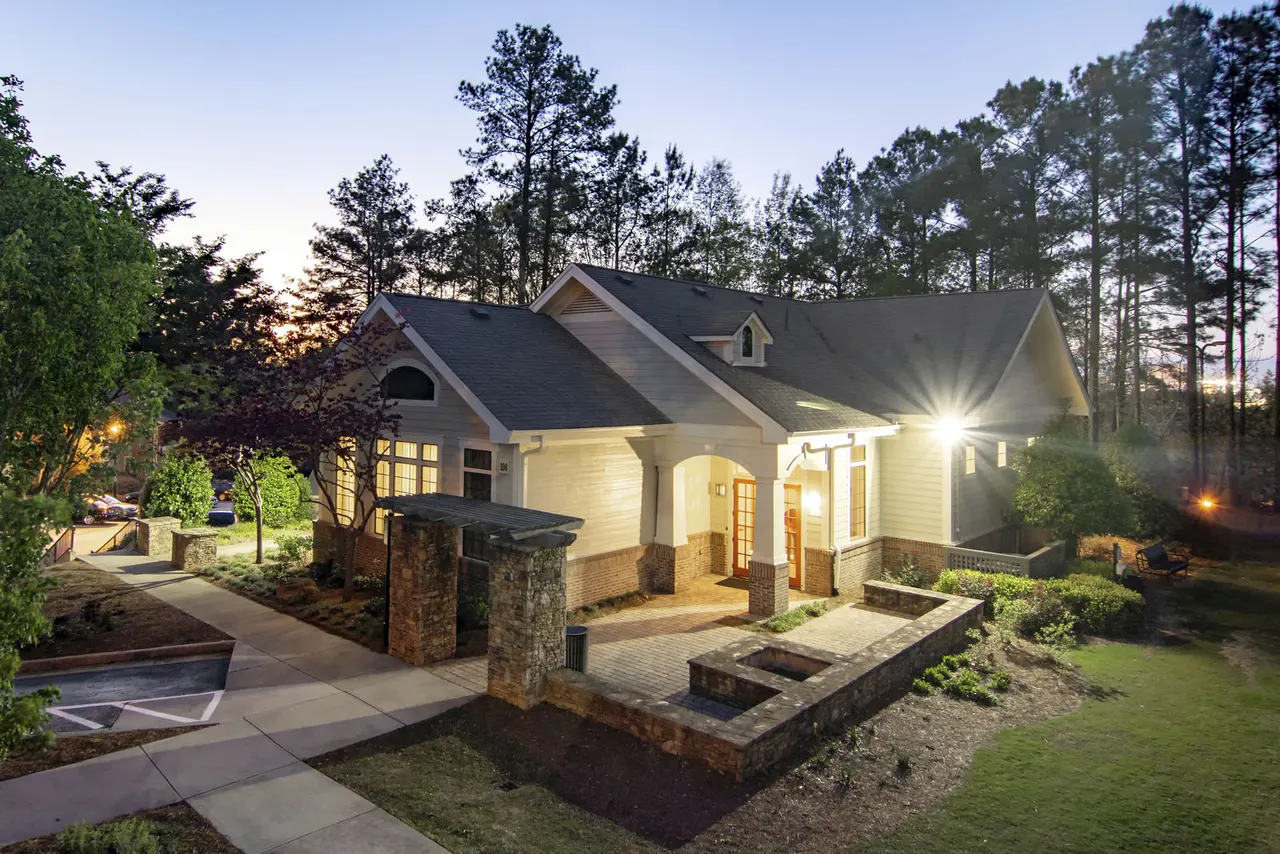 The Residences at Vinings Mountain