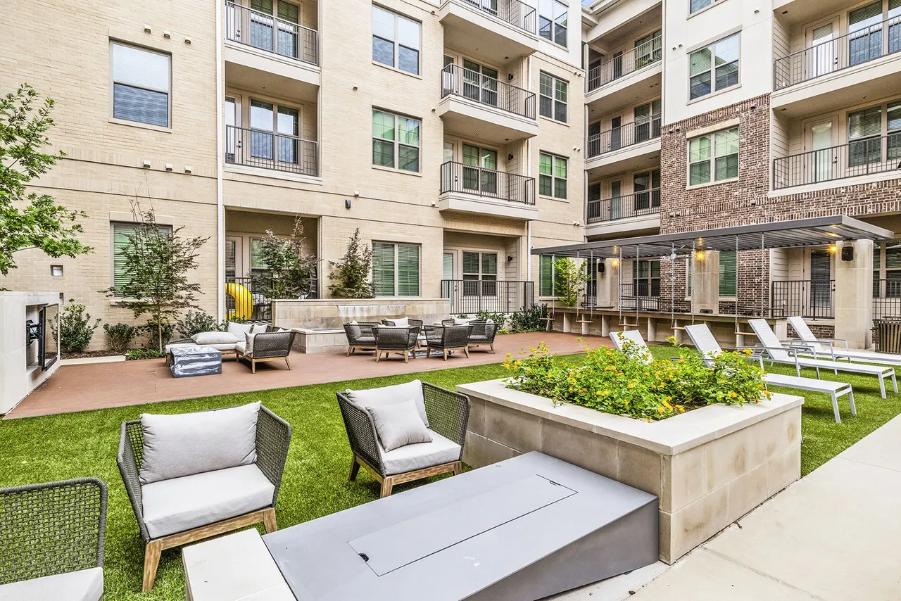 Addison Grove