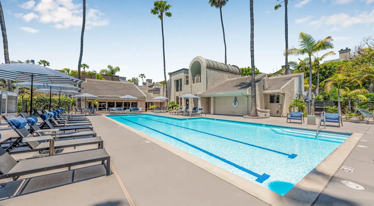 Allina La Jolla