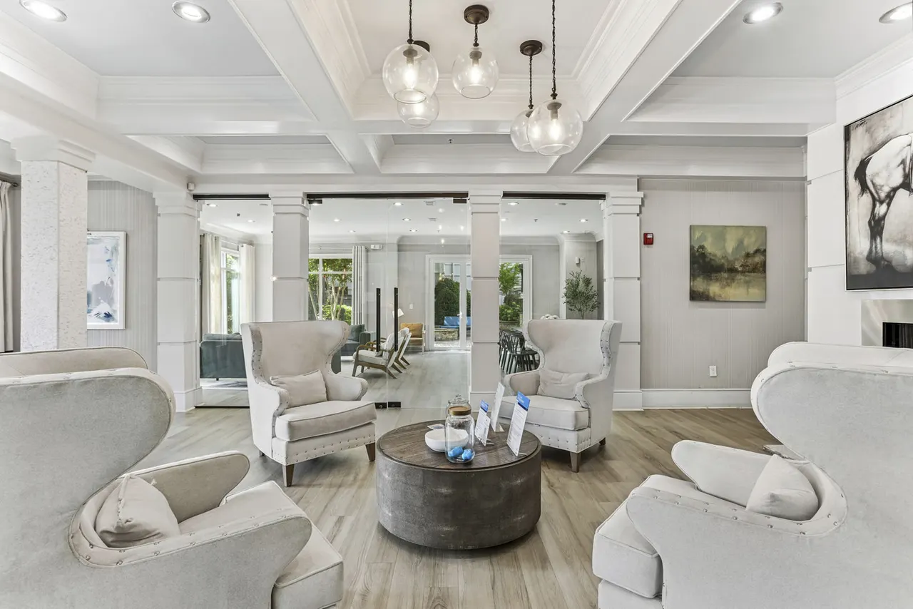 Avana Uptown Apartments