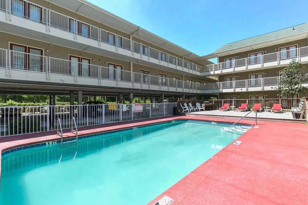 The Flats On High Apartments