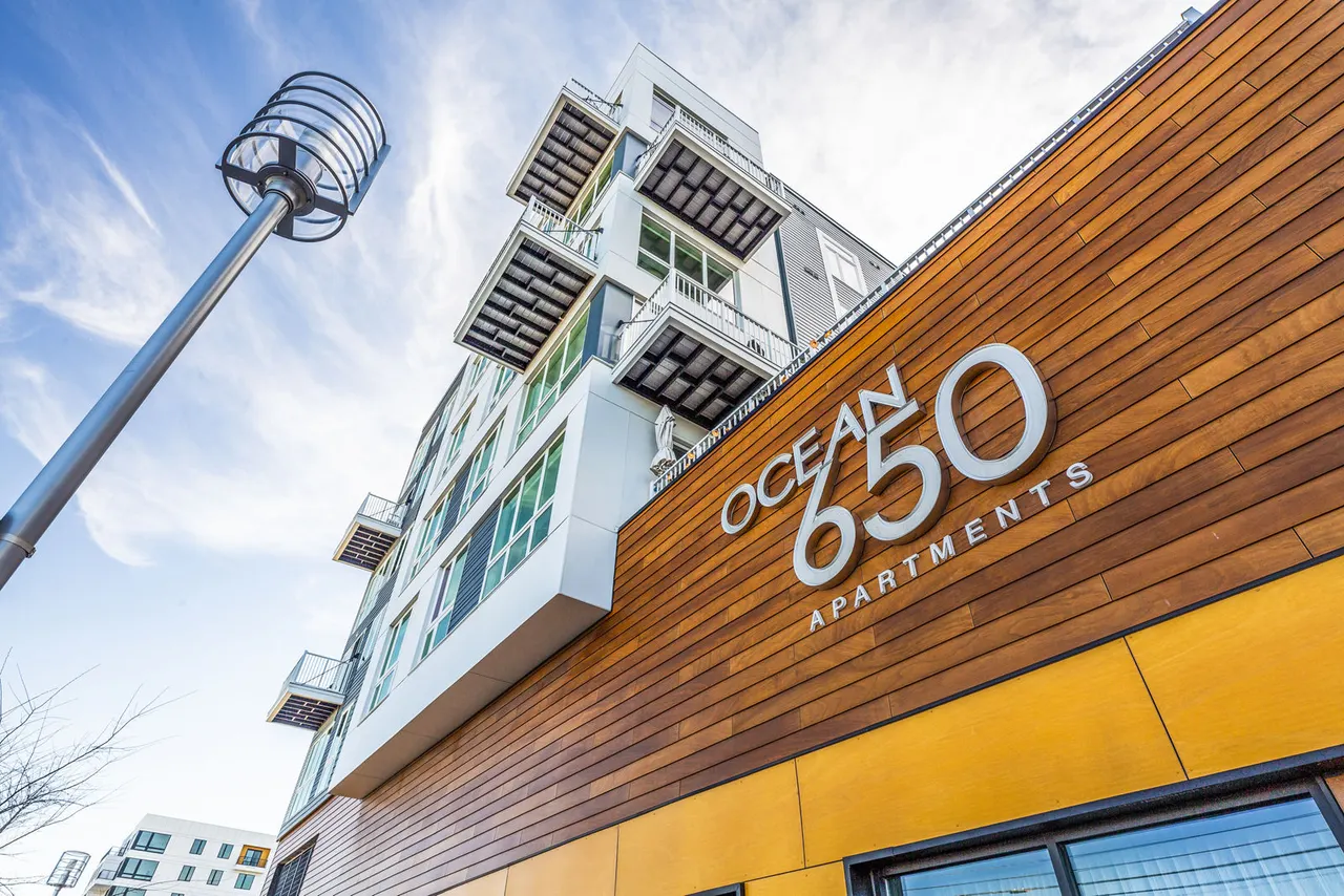 Ocean 650 Apartments