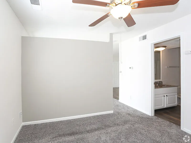 Pinegate Apartments