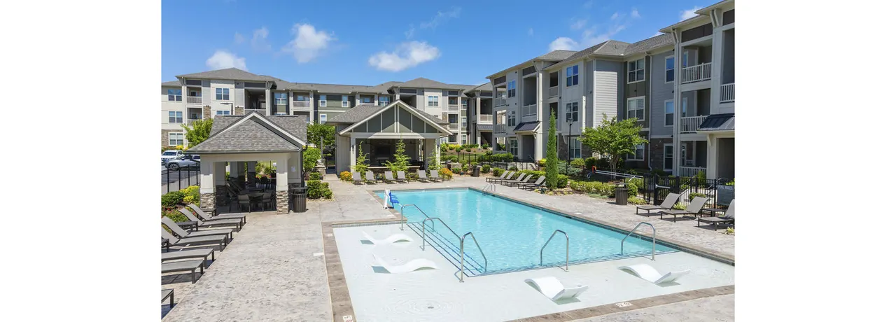 Pringle Square Apartments