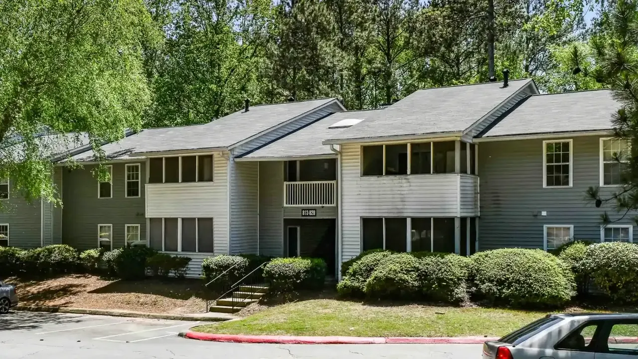 300 Riverside