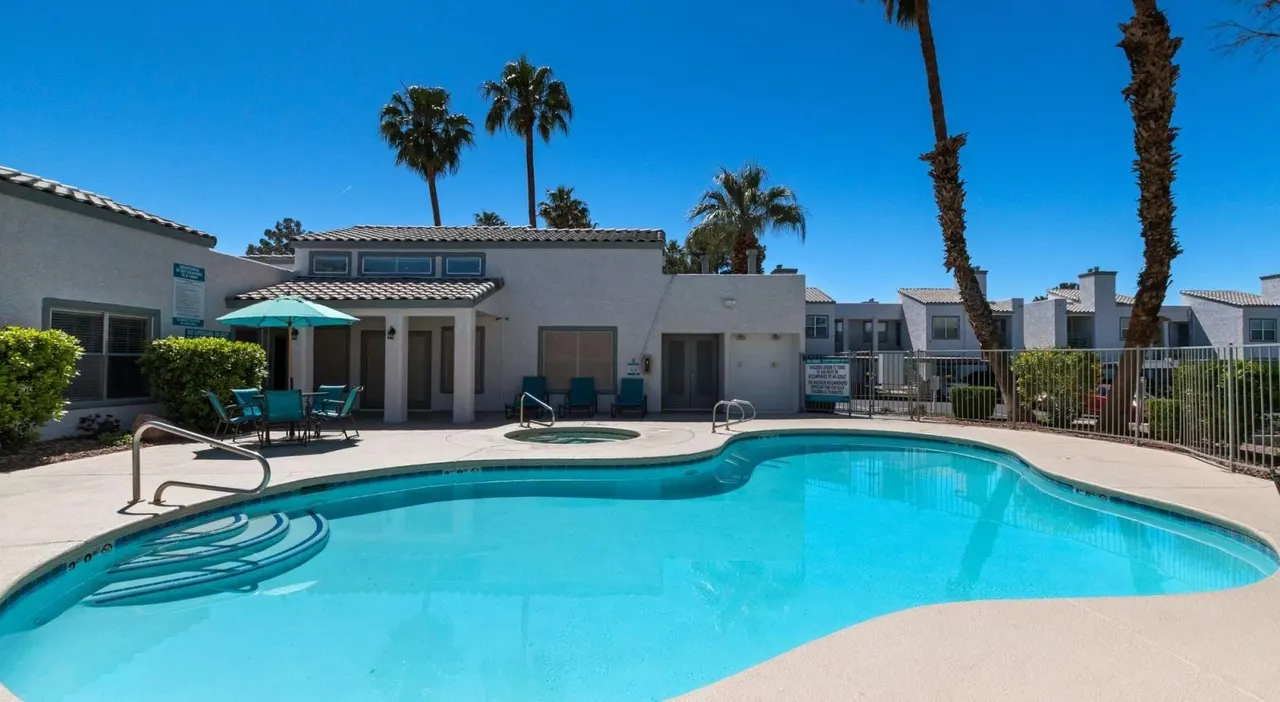 Promontory Point Apartments