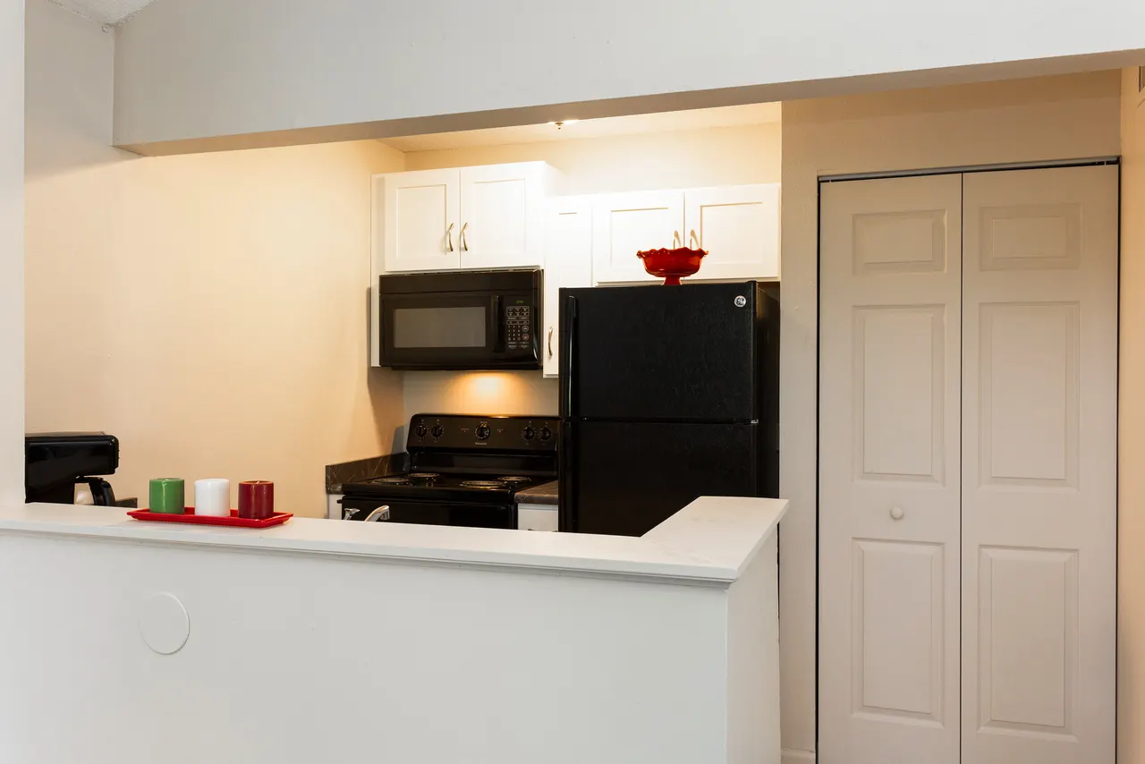 Celeron Square Apartments