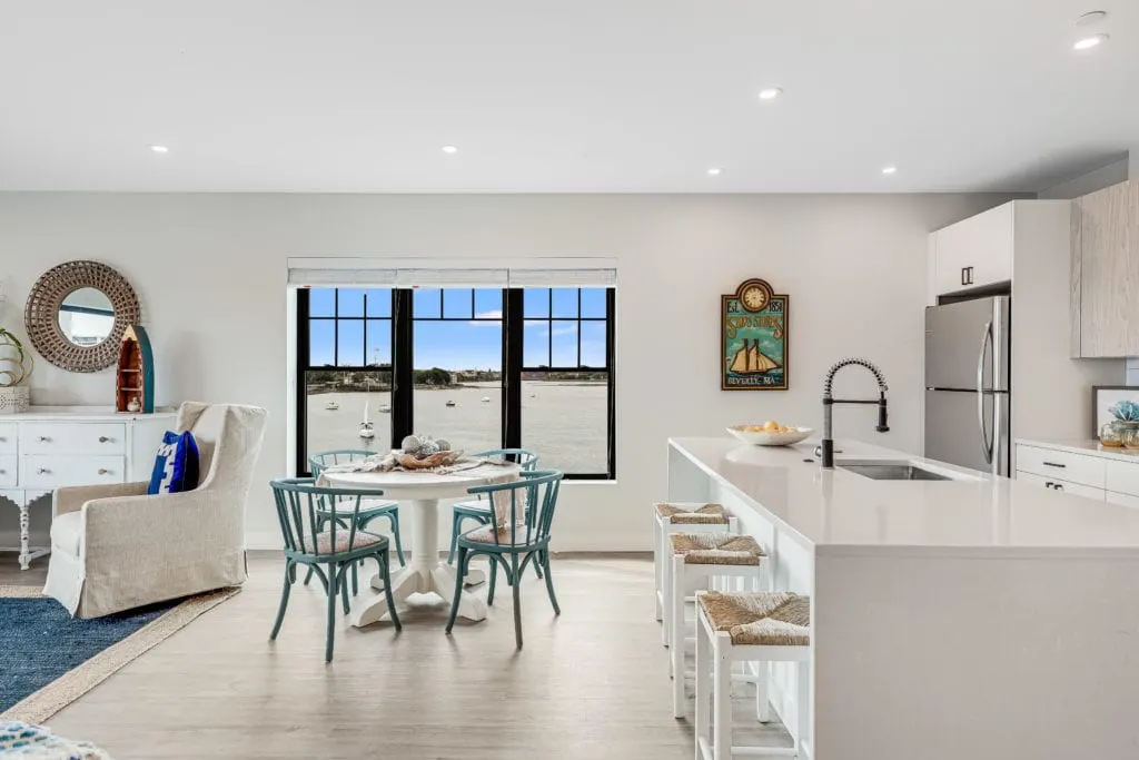 Sedna Beverly Waterfront Apartments