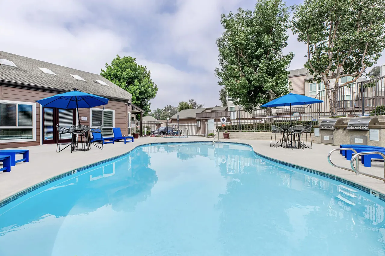 Canyon Crest Views Apartments