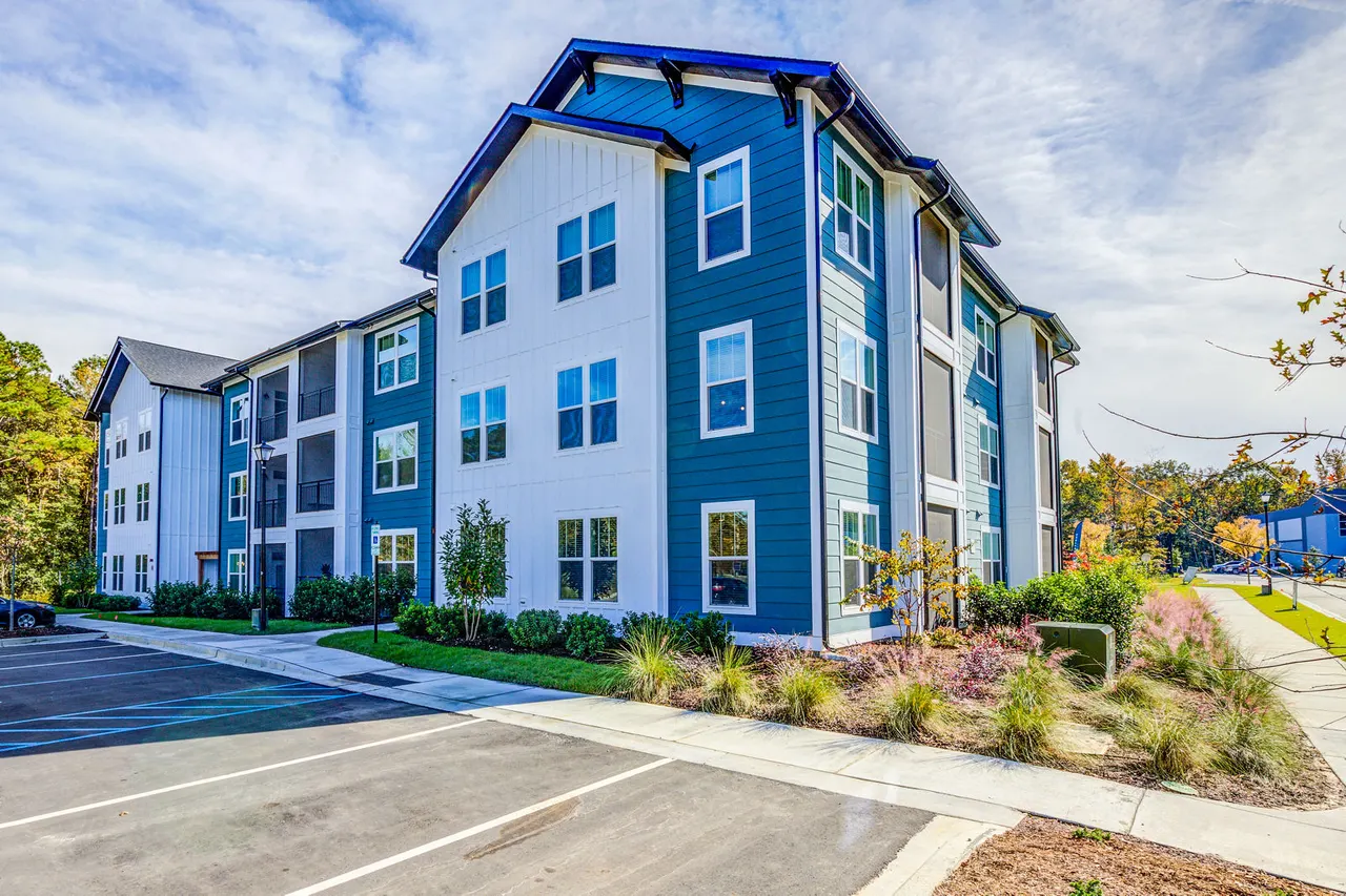 Broadstone Ingleside Apartments