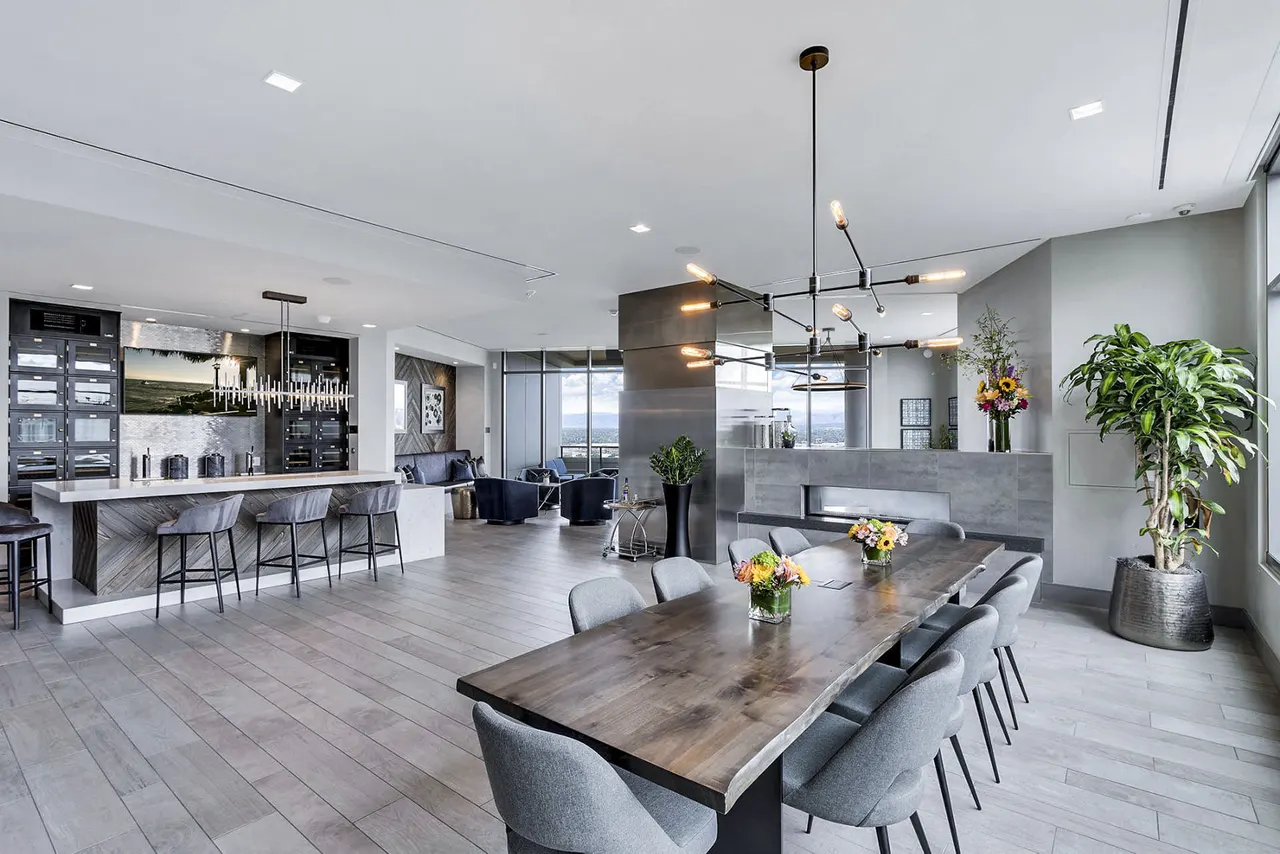 Parq on Speer Apartments