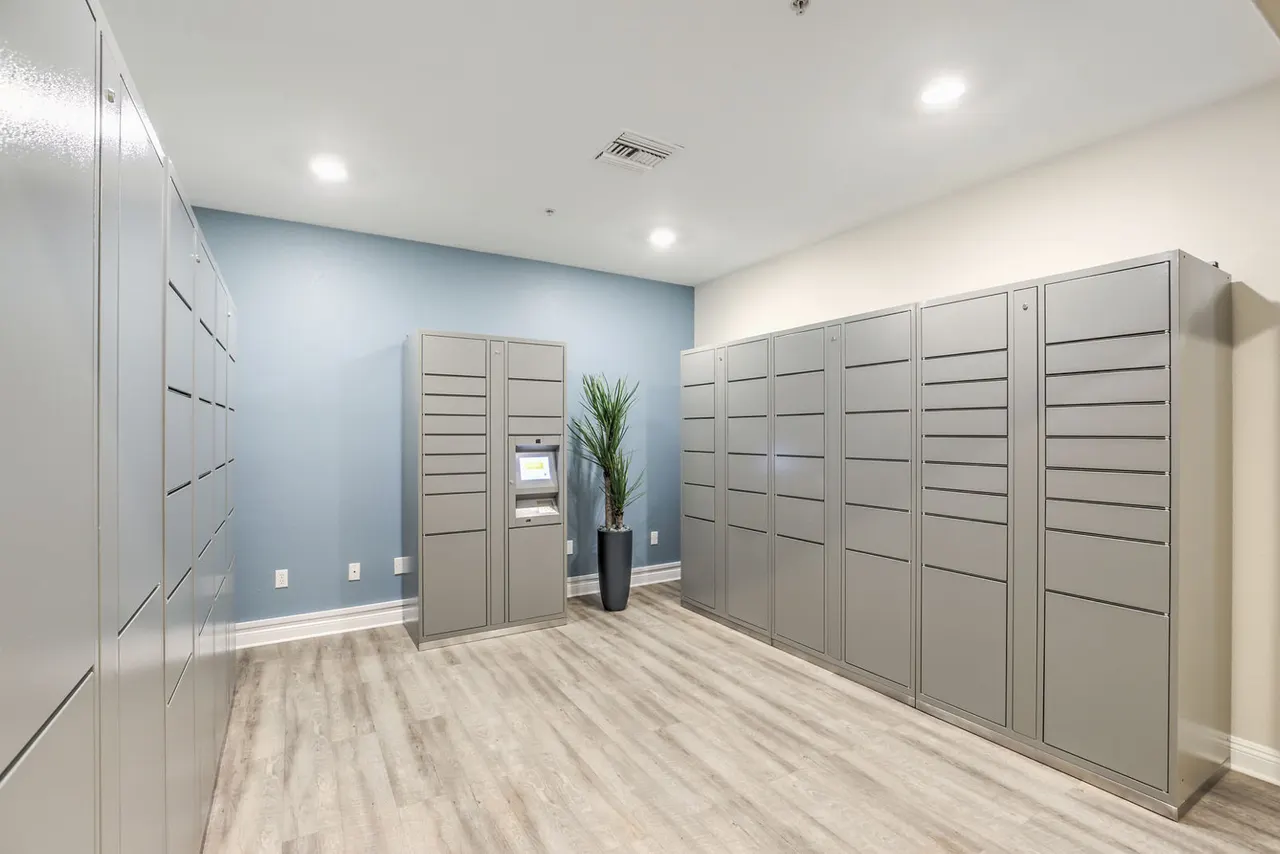 Stone Canyon Apartments