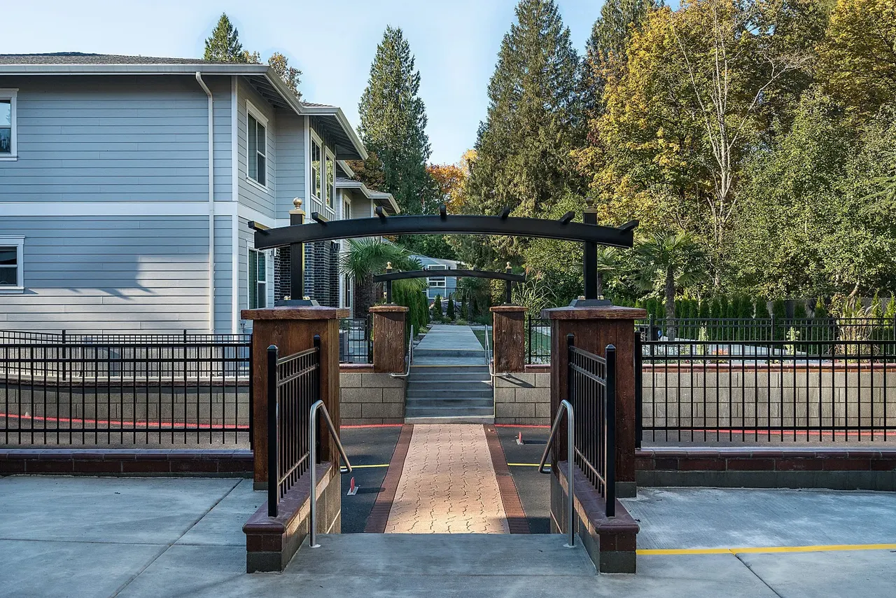 Villas at Oak Point