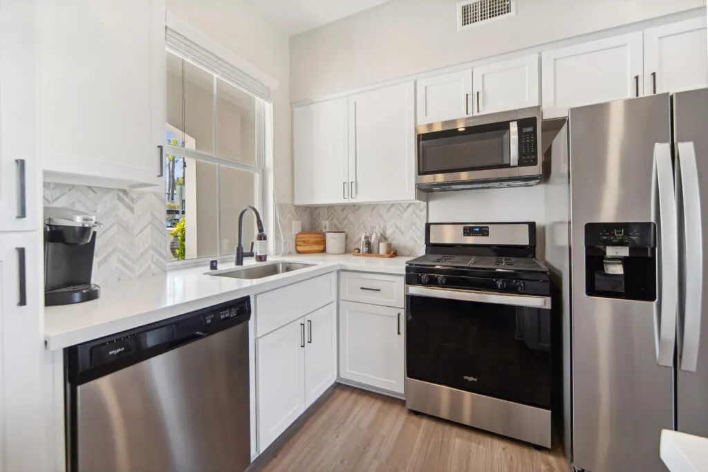 Montecito Apartments