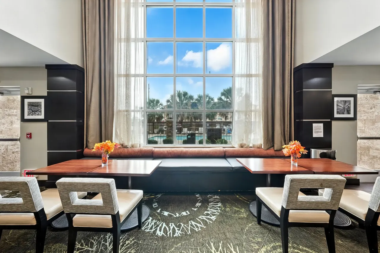 Relux at Westchase