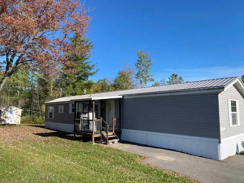 Wooded Estates Mobile Home Community