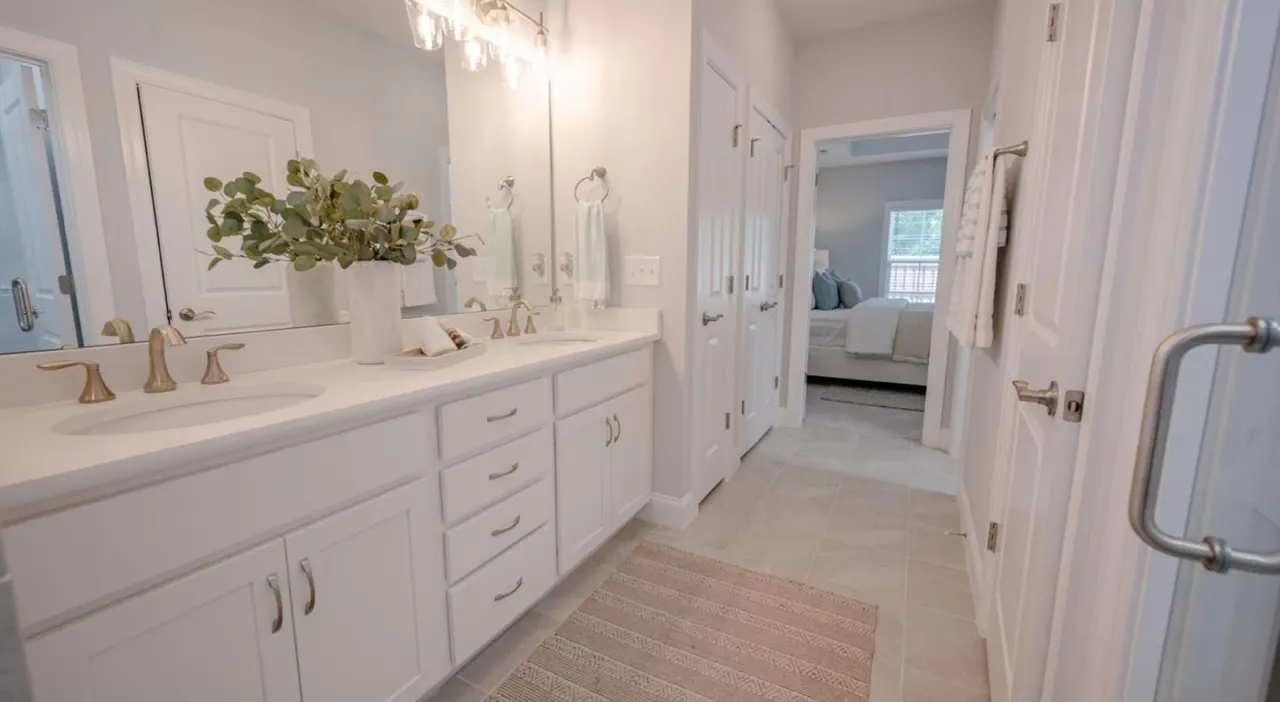 Beaumont Oaks at Porters Neck Apartments & Townhomes