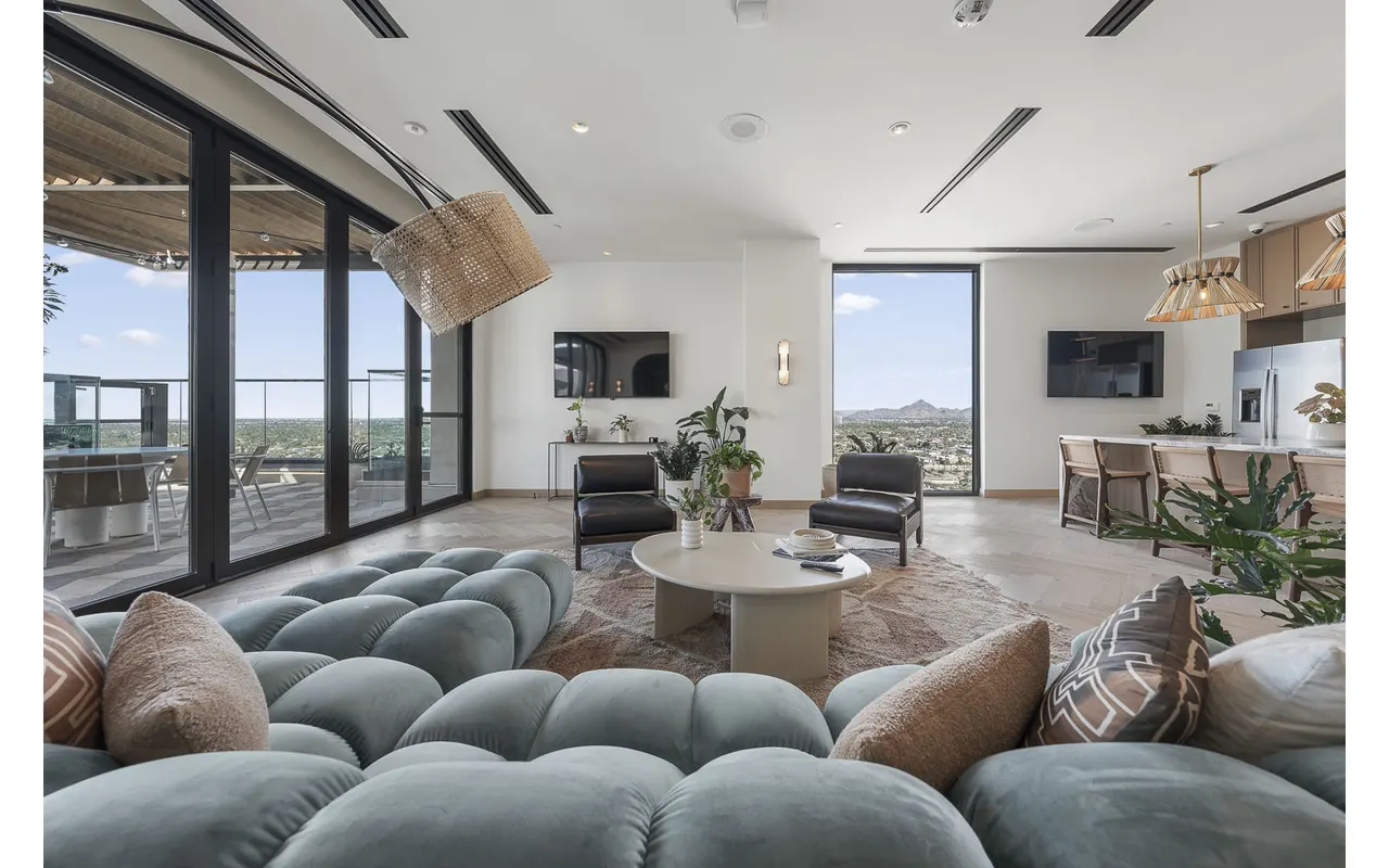 Moontower Phoenix