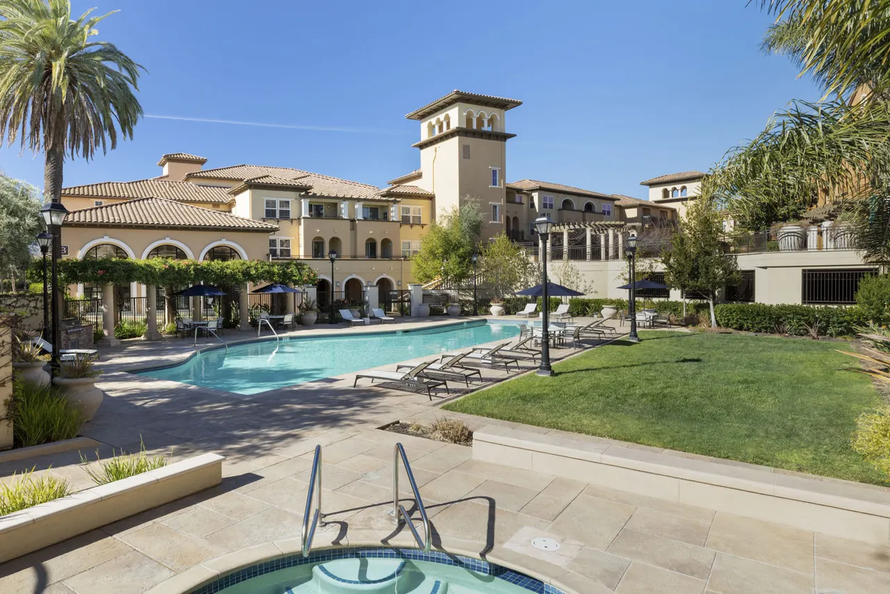 Aventino Apartments