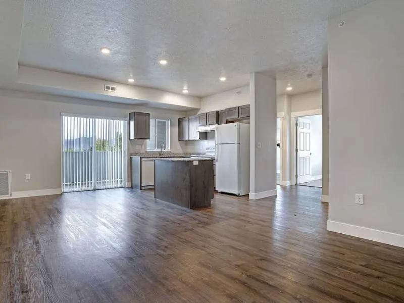 Canyon Heights Apartments