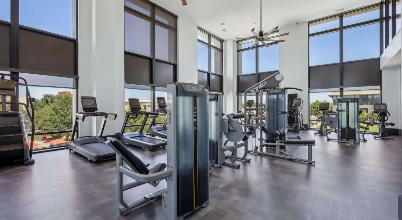 The Kelton at Clearfork Apartments