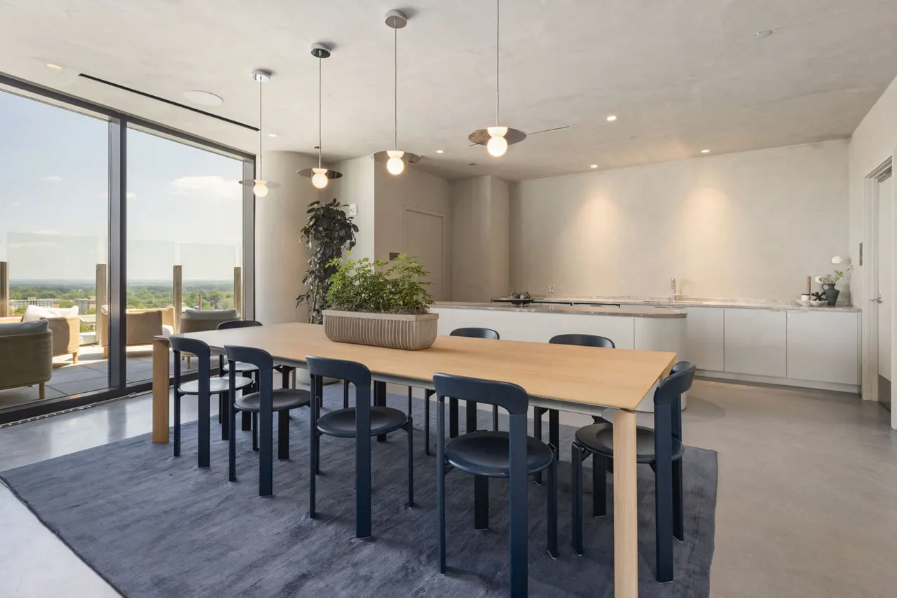 Maeve Downtown Raleigh Apartments