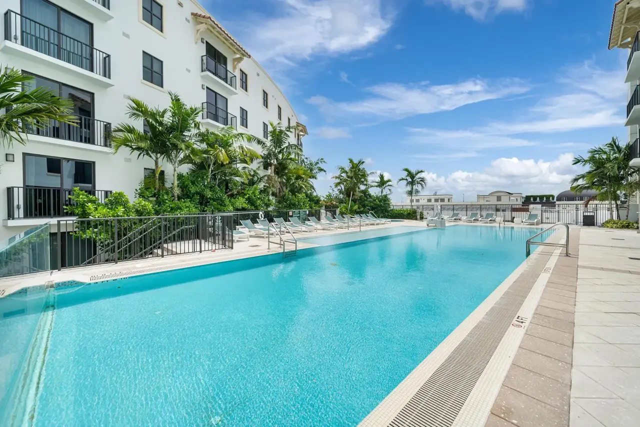 The Standard At Coral Gables