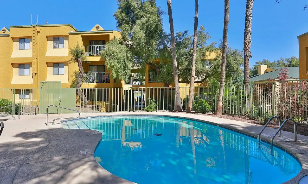 Silverado Apartments
