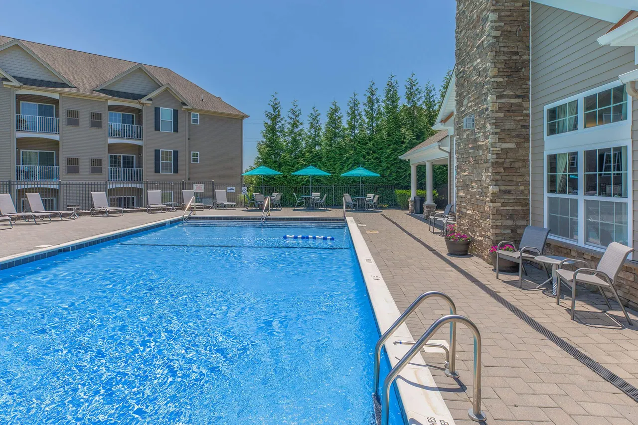 Sterling Parc at Middletown Apartments