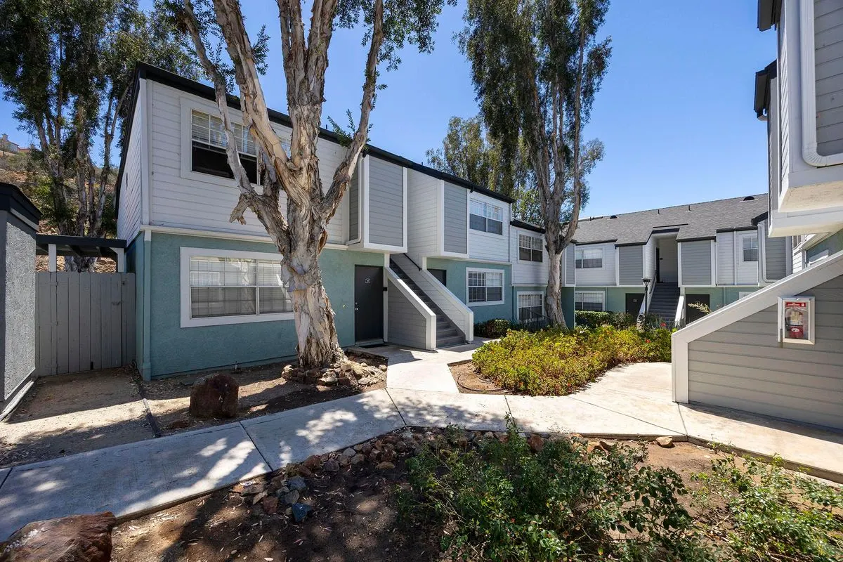 Scripps Landing Apartment Homes