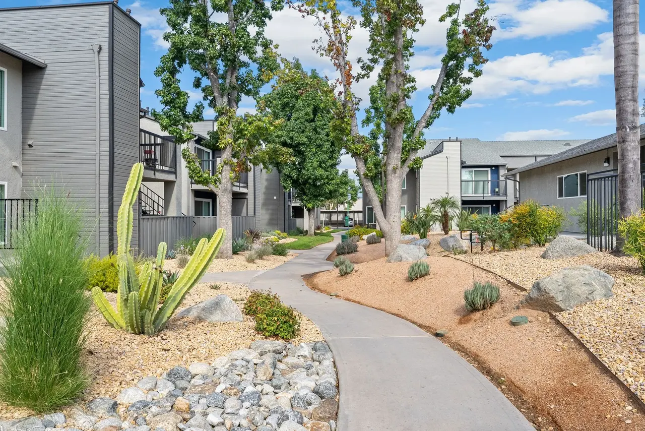The James Apartment Homes