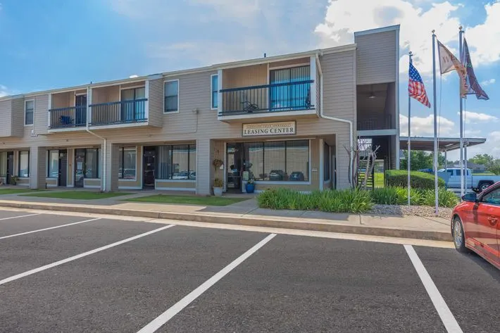 Lightning Creek Apartments