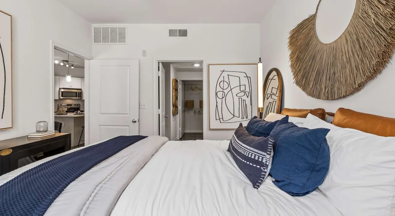 The Davis SoCo Apartments