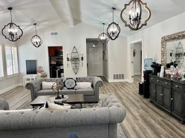 Summer Hills Apartments