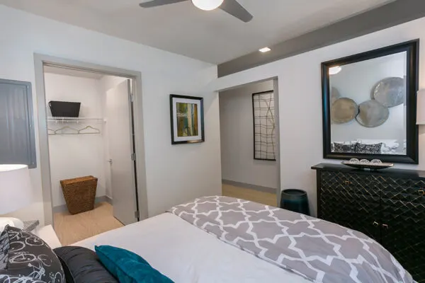 7/S Denver Haus