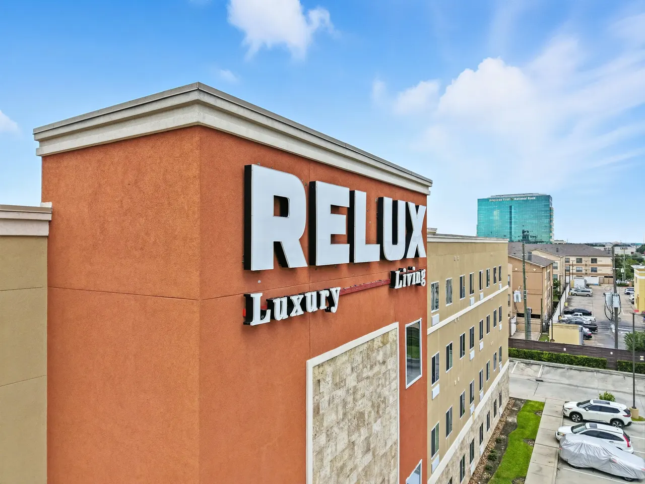 Relux at Westchase