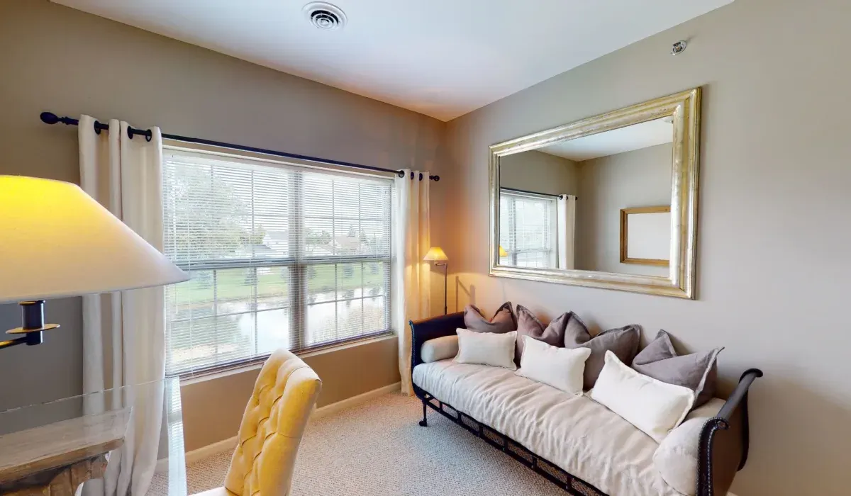 Park Lane South Apartments