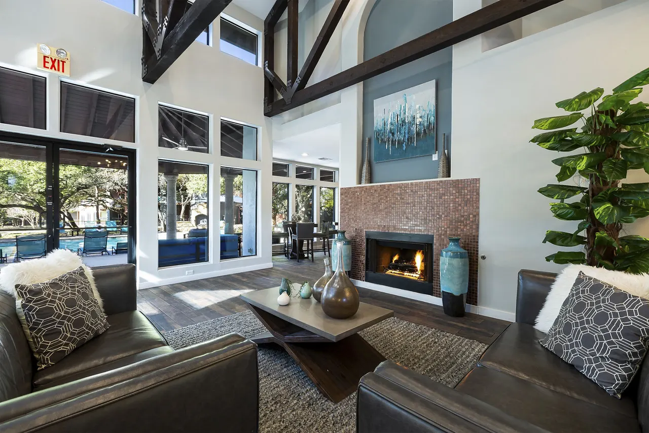 Hardrock Canyon Apartments
